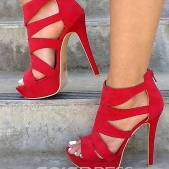 Candie's Shoes - TWO DAY SALE‼️💋 Candie’s brand red faux high heels